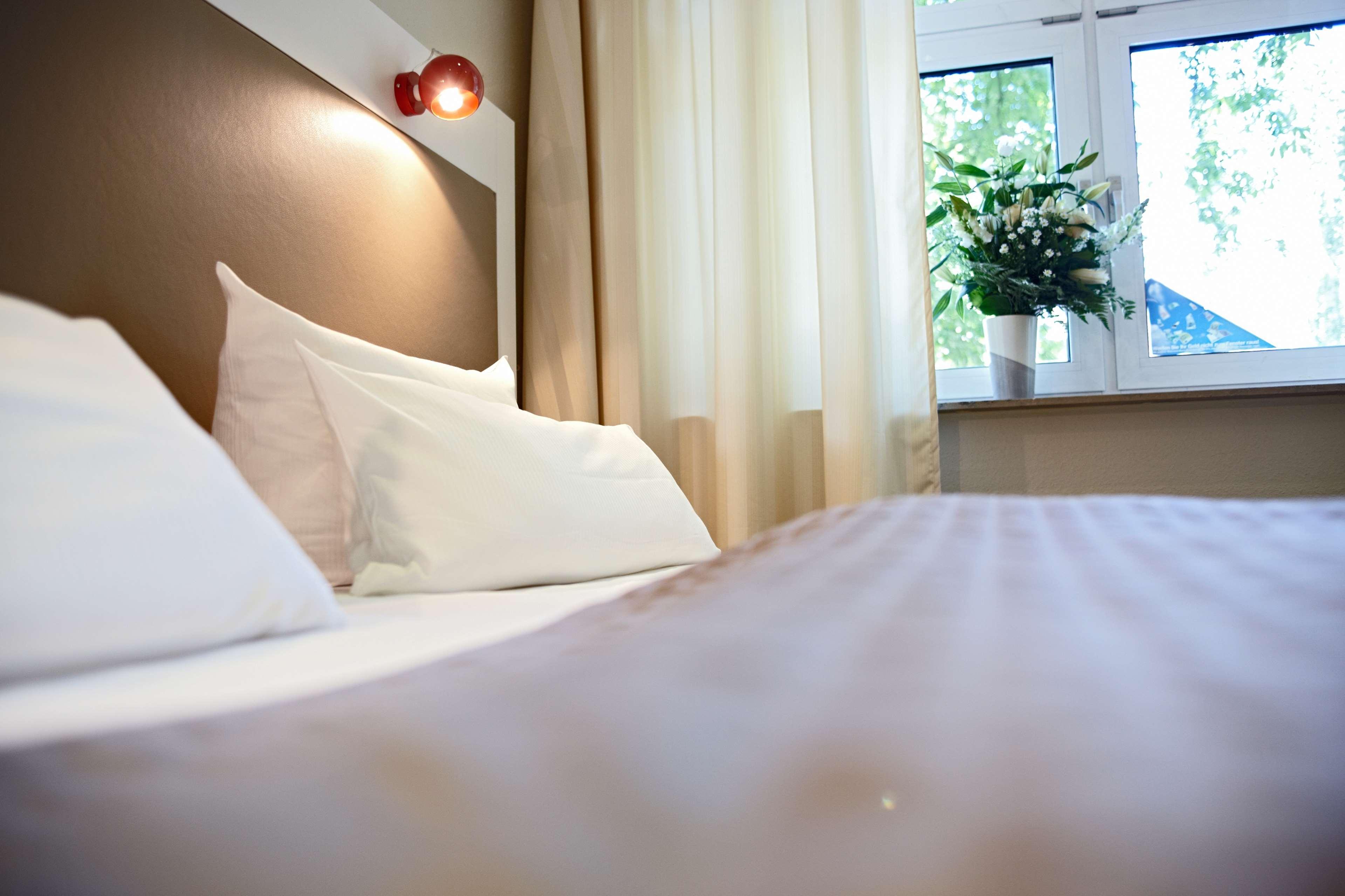 Hotel Domicil Hamburg By Golden Tulip Екстер'єр фото