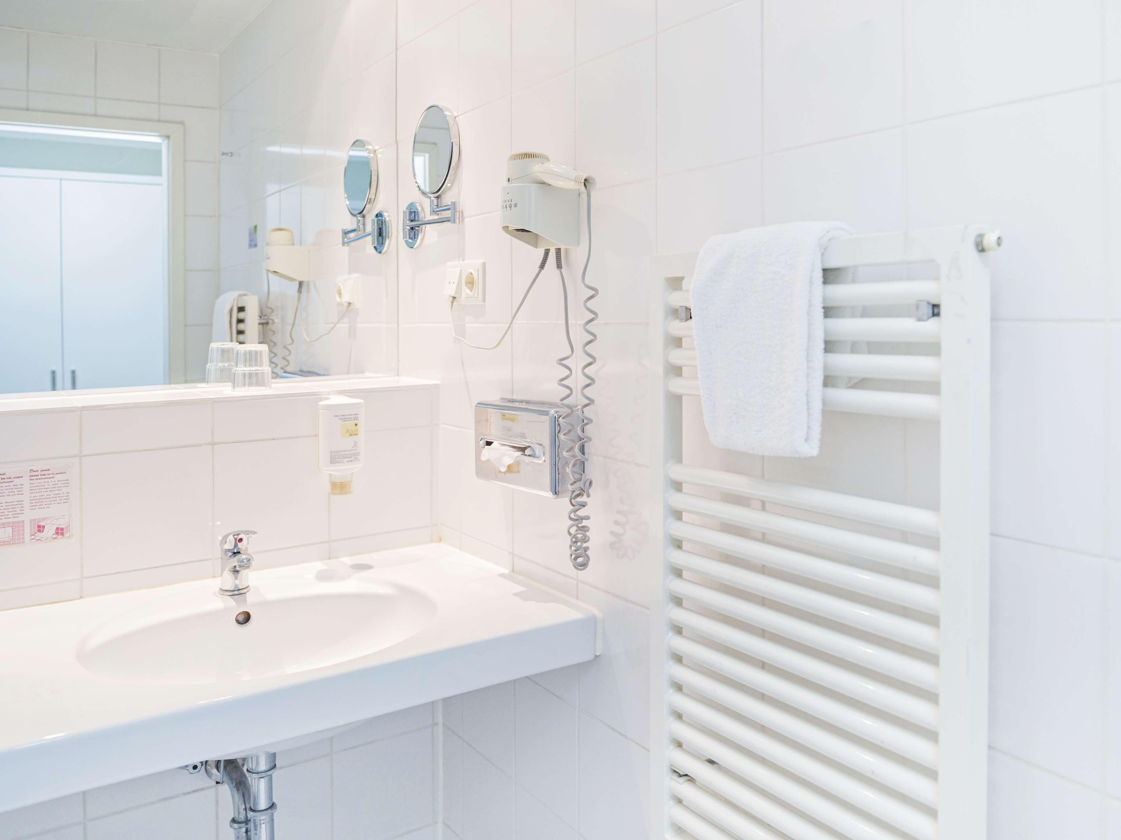 Hotel Domicil Hamburg By Golden Tulip Екстер'єр фото